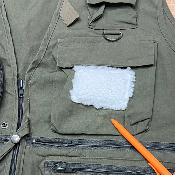 Clear Creek Fishing Vest Mens XL Fly Patch Olive Green Cargo Zip Pockets - Picture 6 of 9